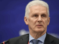 Время возможностей: помощник президента оценил влияние санкций на Россию