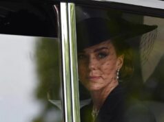 На фоне слухов о парике Кейт Миддлтон впервые ответила на вопрос о волосах