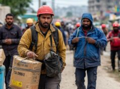 В Петербурге 22 ноября вступил в силу запрет на работу мигрантов-курьеров