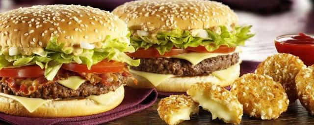 Пришедшая на смену McDonald’s сеть «Вкусно - и точка» пообещала вернуть «Биг тейсти»