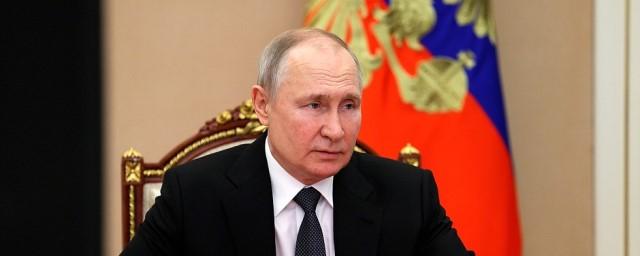 Путин подписал закон об ужесточении ответственности за проникновение на объекты силовых ведомств